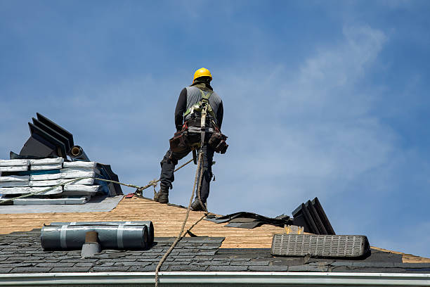 Professional Metal Roofing technician working in Kulpsville, PA